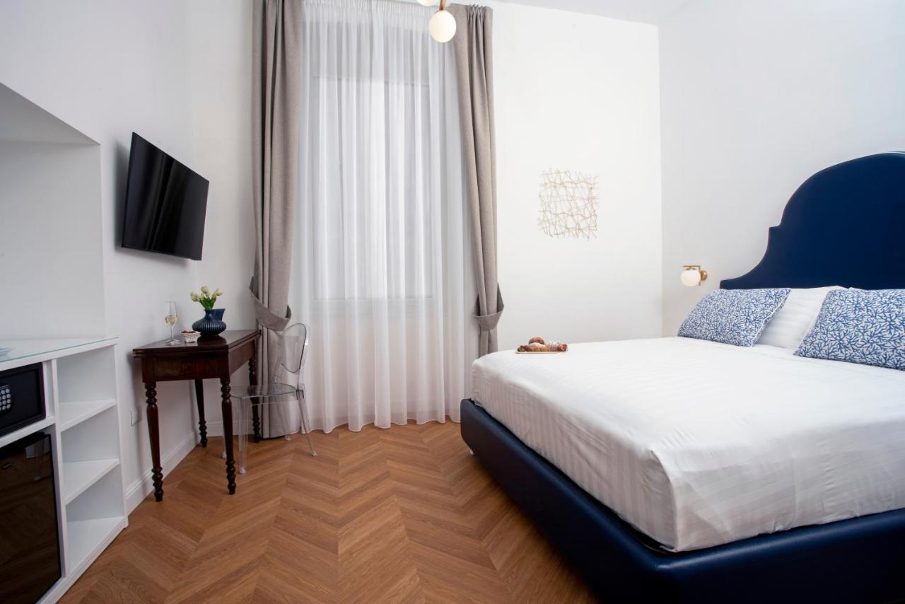 לינה וארוחת בוקר קסטלמרה די סטביה Relais Al Castello מראה חיצוני תמונה